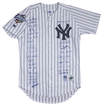1998 New York Yankees Team Signed Home Jersey And World Series Patch With 25 Signatures (Beckett)
